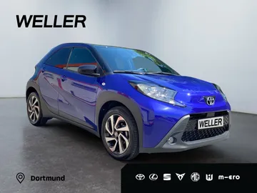 Car image 2