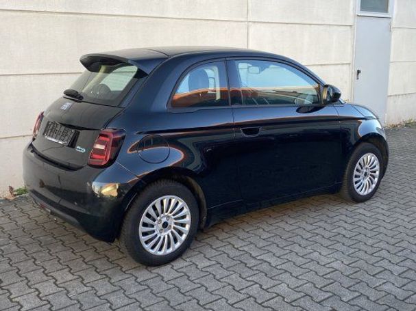 Fiat 500 e 23 kWh Action 70 kW image number 3