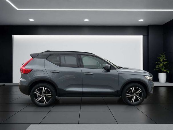 Volvo XC40 T2 95 kW image number 4