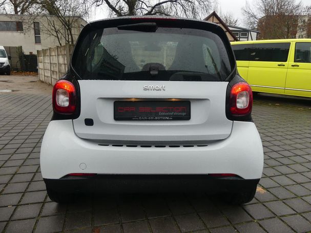 Smart ForTwo coupe EQ 60 kW image number 12