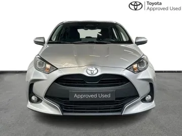 Car image 2