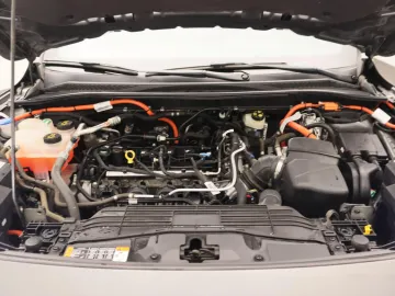 Car image 28