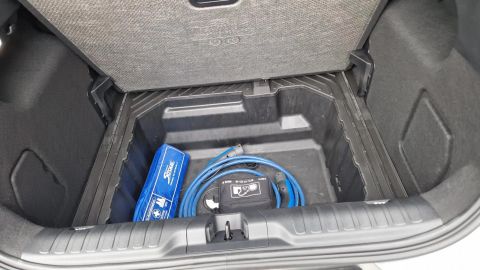 Car image 29