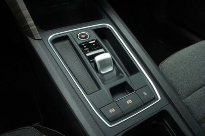 Car image 29