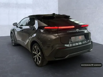 Car image 5