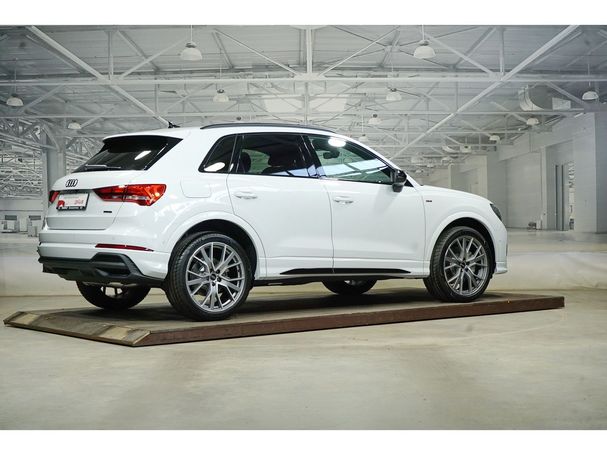 Audi Q3 40 TFSI quattro S-line 140 kW image number 3