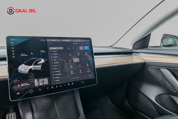 Tesla Model 3 Long Range AWD 324 kW image number 19