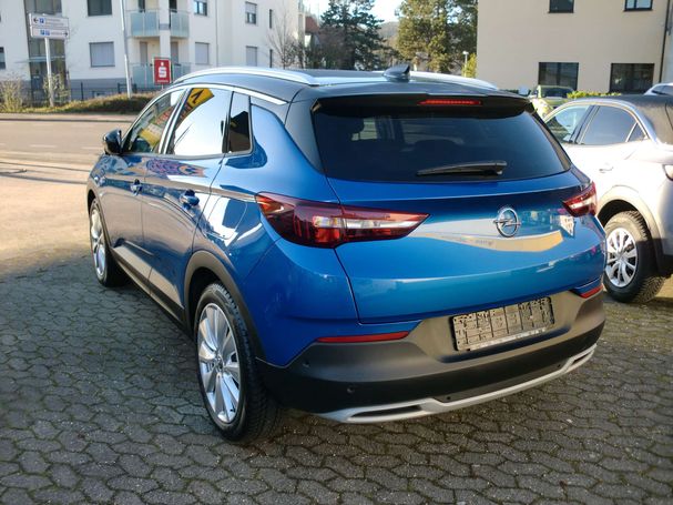 Opel Grandland X 1.6 DI Hybrid4 Ultimate 221 kW image number 4