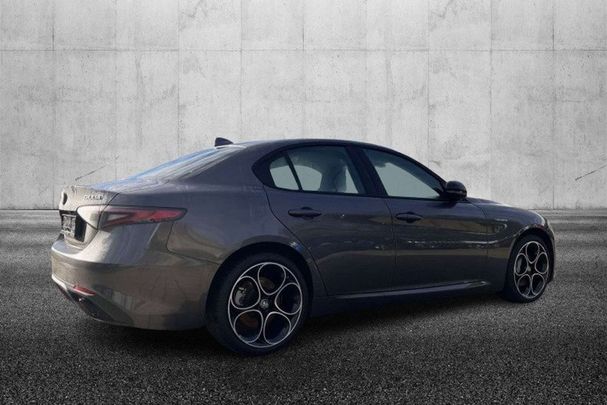 Alfa Romeo Giulia 2.0 Turbo Veloce 206 kW image number 4