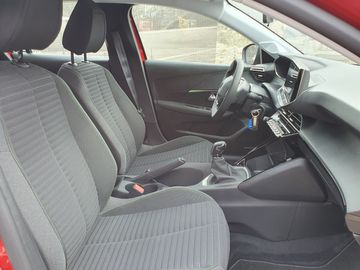 Car image 17