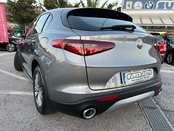 Alfa Romeo Stelvio 2.2 Diesel AT8 118 kW image number 5