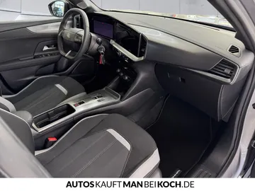 Car image 31