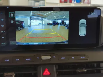 Car image 28