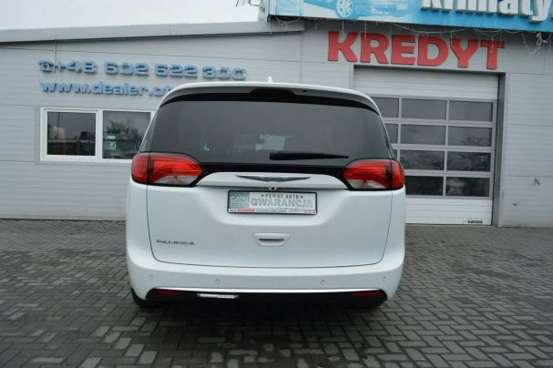 Chrysler Pacifica 214 kW image number 12