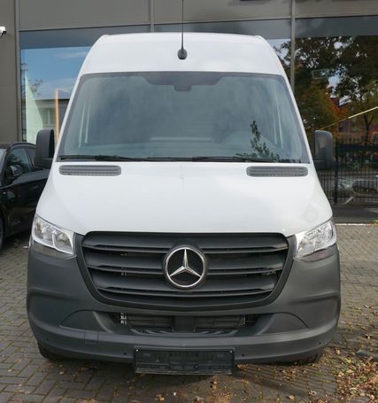 Mercedes-Benz Sprinter 317 CDI RWD 125 kW image number 3