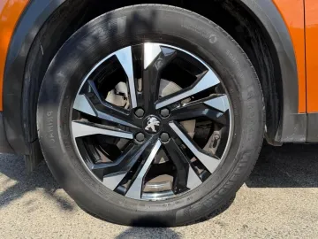 Car image 35