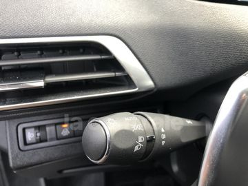 Car image 38