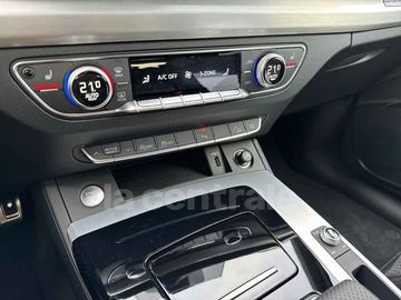 Car image 36