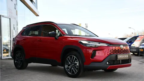 Car image 2