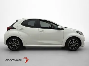 Car image 4
