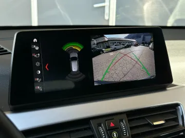 Car image 32