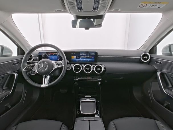 Mercedes-Benz A 180 100 kW image number 8