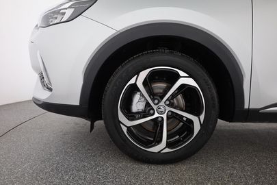 Car image 32