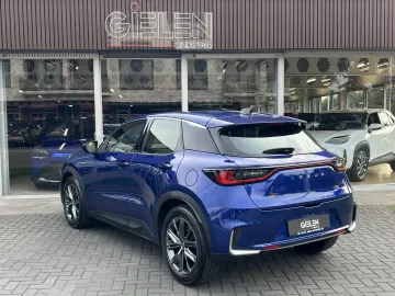Car image 35