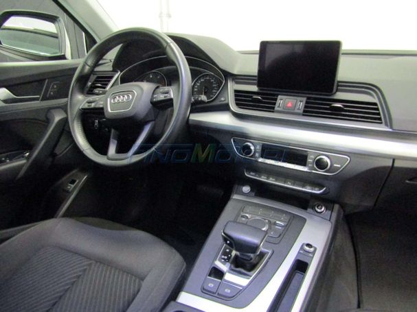 Audi Q5 40 TDI quattro S tronic Business 150 kW image number 4