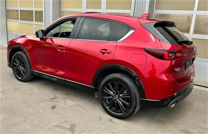 Car image 3