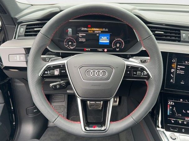 Audi Q8 quattro e-tron S-line 300 kW image number 6