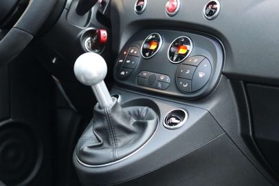 Car image 31