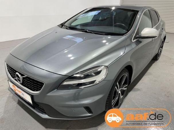 Volvo V40 T3 112 kW image number 1