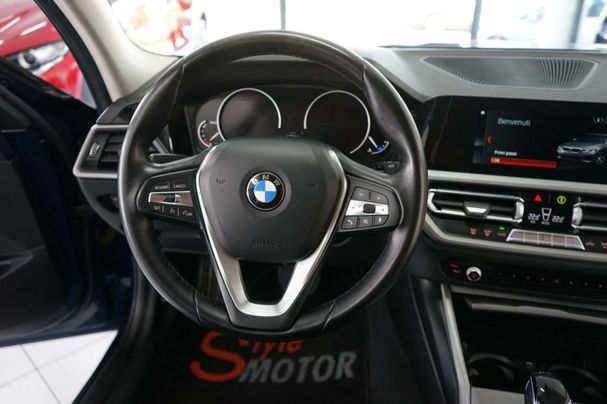 BMW 318d Touring Advantage 110 kW image number 44