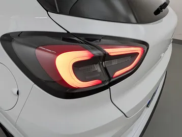 Car image 38