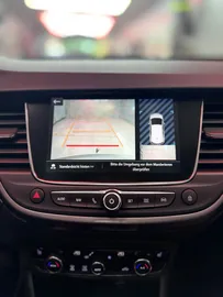 Car image 35