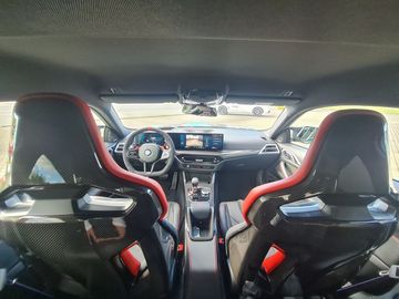 Car image 32