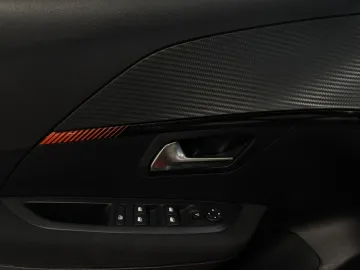 Car image 37