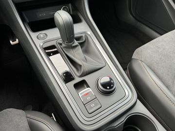 Car image 28