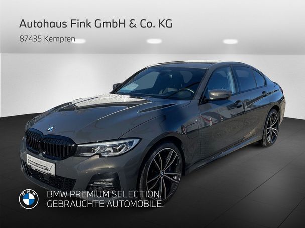 BMW 330e M Sport 215 kW image number 1