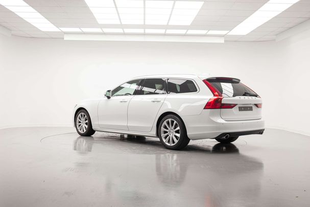 Volvo V90 D3 Geartronic Momentum 110 kW image number 4