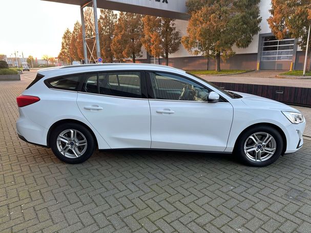 Ford Focus 1.0 EcoBoost 74 kW image number 4