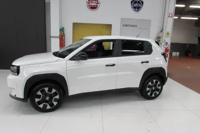 Car image 5