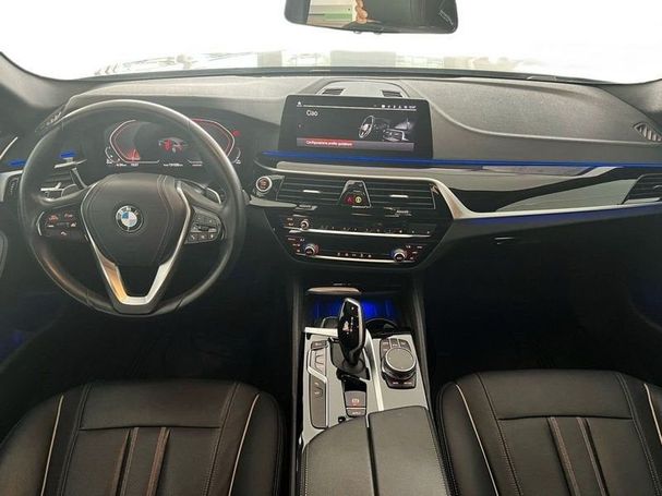 BMW 520d Touring 140 kW image number 9