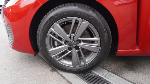 Car image 42