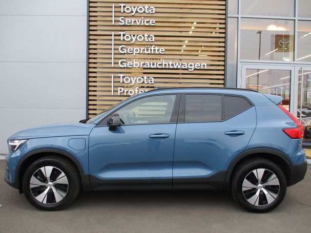 Volvo XC40 Recharge T4 Plus Dark 155 kW image number 5