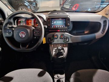 Car image 14