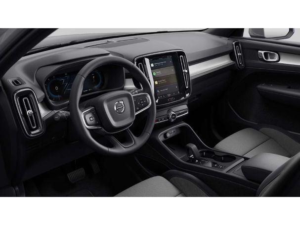 Volvo XC40 B3 Core 120 kW image number 5