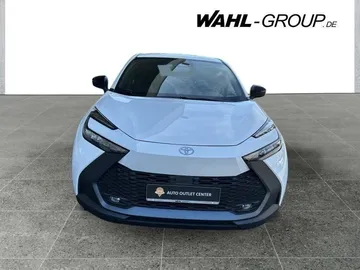Car image 3
