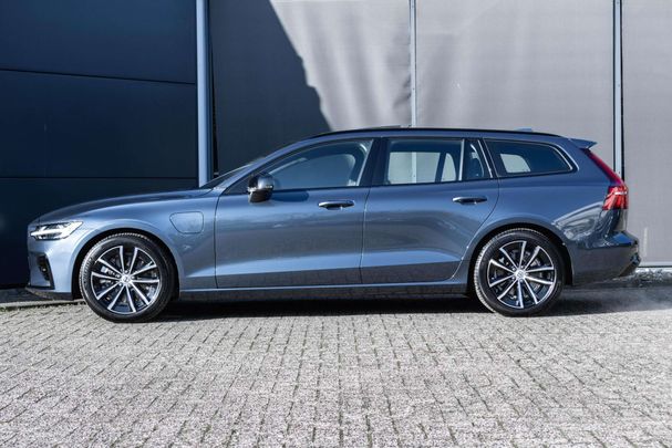 Volvo V60 T6 Recharge AWD 257 kW image number 9